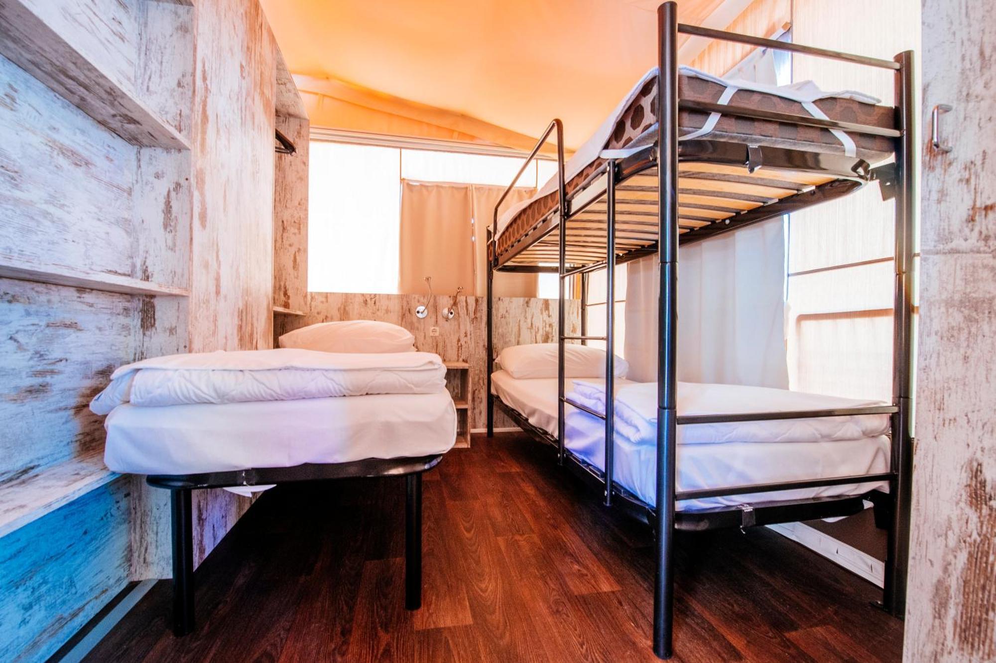 Zaton Holiday Resort Glamping Tents Nin Quarto foto